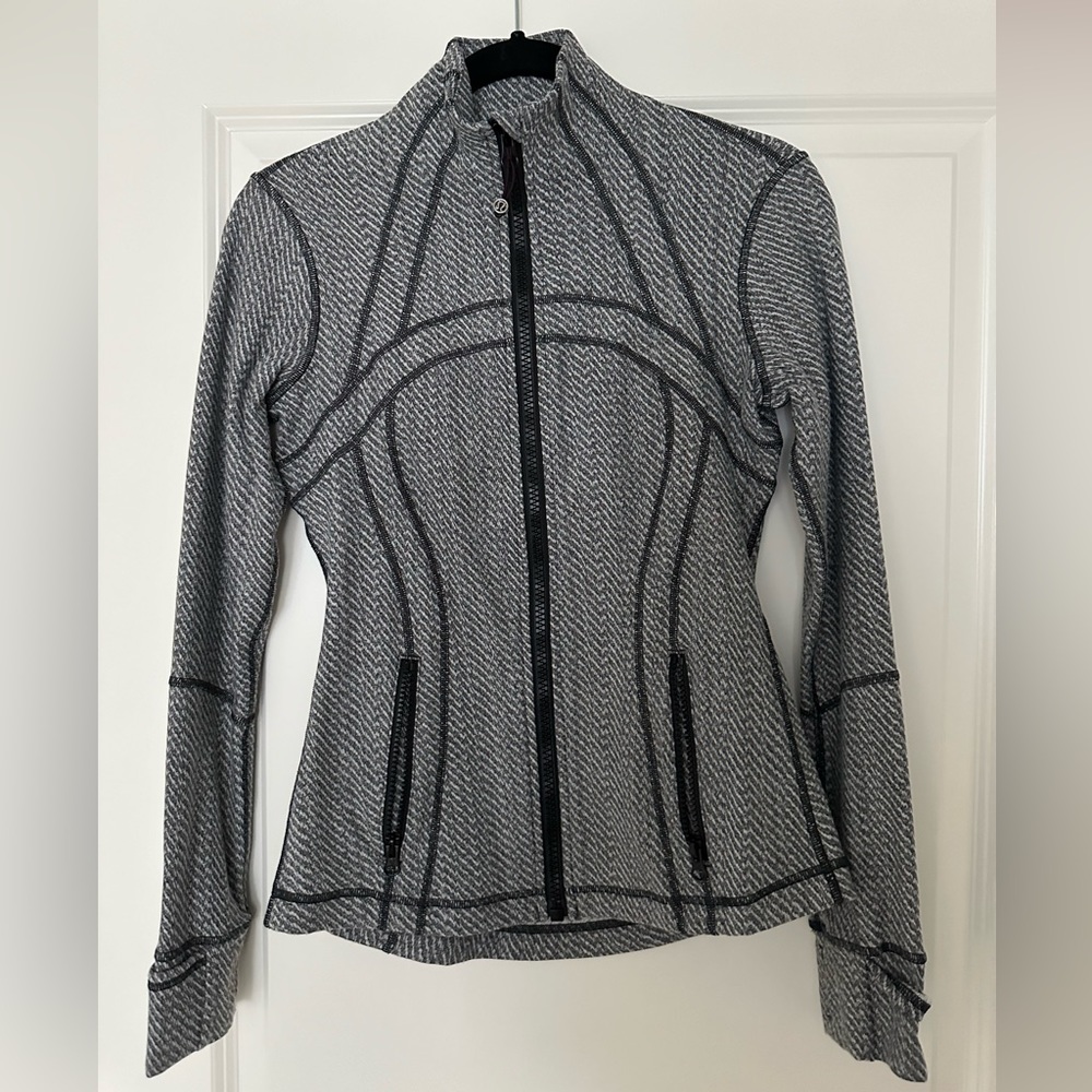 Lululemon Define jacket, size 6